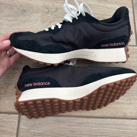 New Balance 327 women’s sneakers - Picture 5 of 5